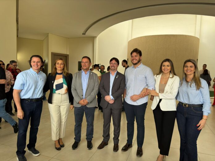 vvcc8d65571-2113-4efa-ae2b-4f5f640b614d