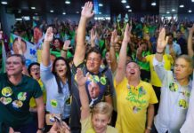 Efraim Filho e Walber Virgolino reúnem multidão em lançamento de campanha em João Pessoa