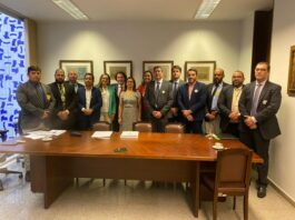 Veneziano recebe comitiva do IFPB e trata da garantia de recursos para a instituição junto ao MEC e DNIT