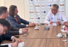 Veneziano agradece ao Ministro Padilha a destinação de três carretas da saúde para Guarabira, Sumé e Queimadas